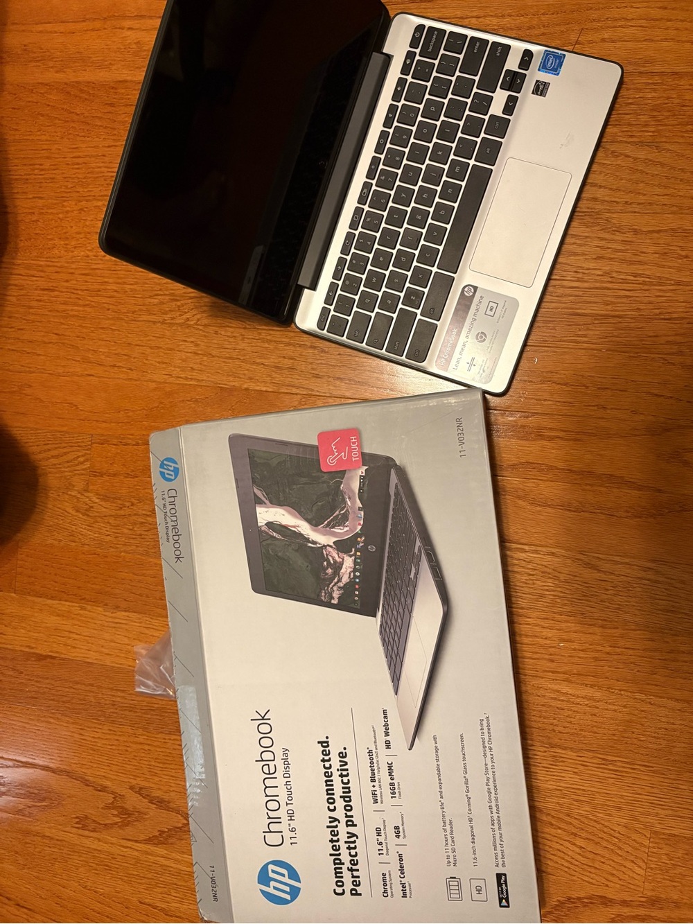 HP Silver Chromebook with Black Keyboard